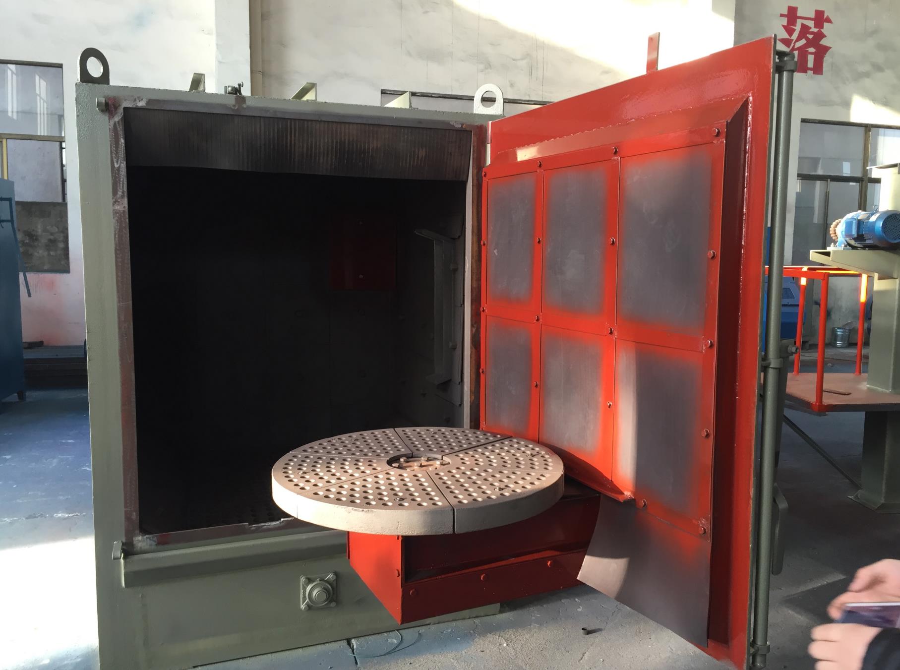 江蘇拋丸機(jī)除銹設(shè)備 臺(tái)車式拋丸機(jī)的優(yōu)點(diǎn)?