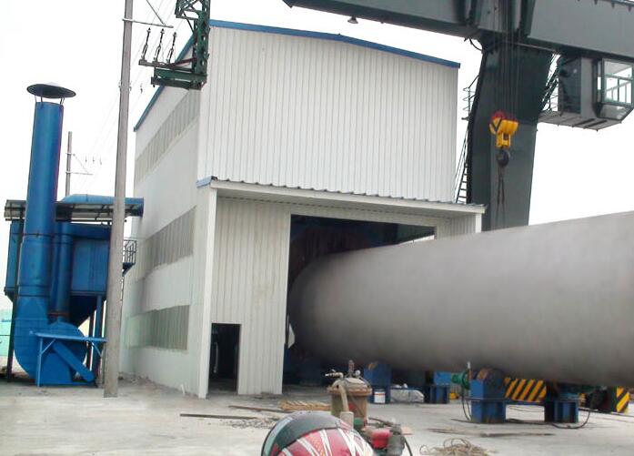 江蘇拋丸機除銹設備 2 為上海某上市發電公司訂做的鋼板預處理線和噴砂房的落地安裝使用 2